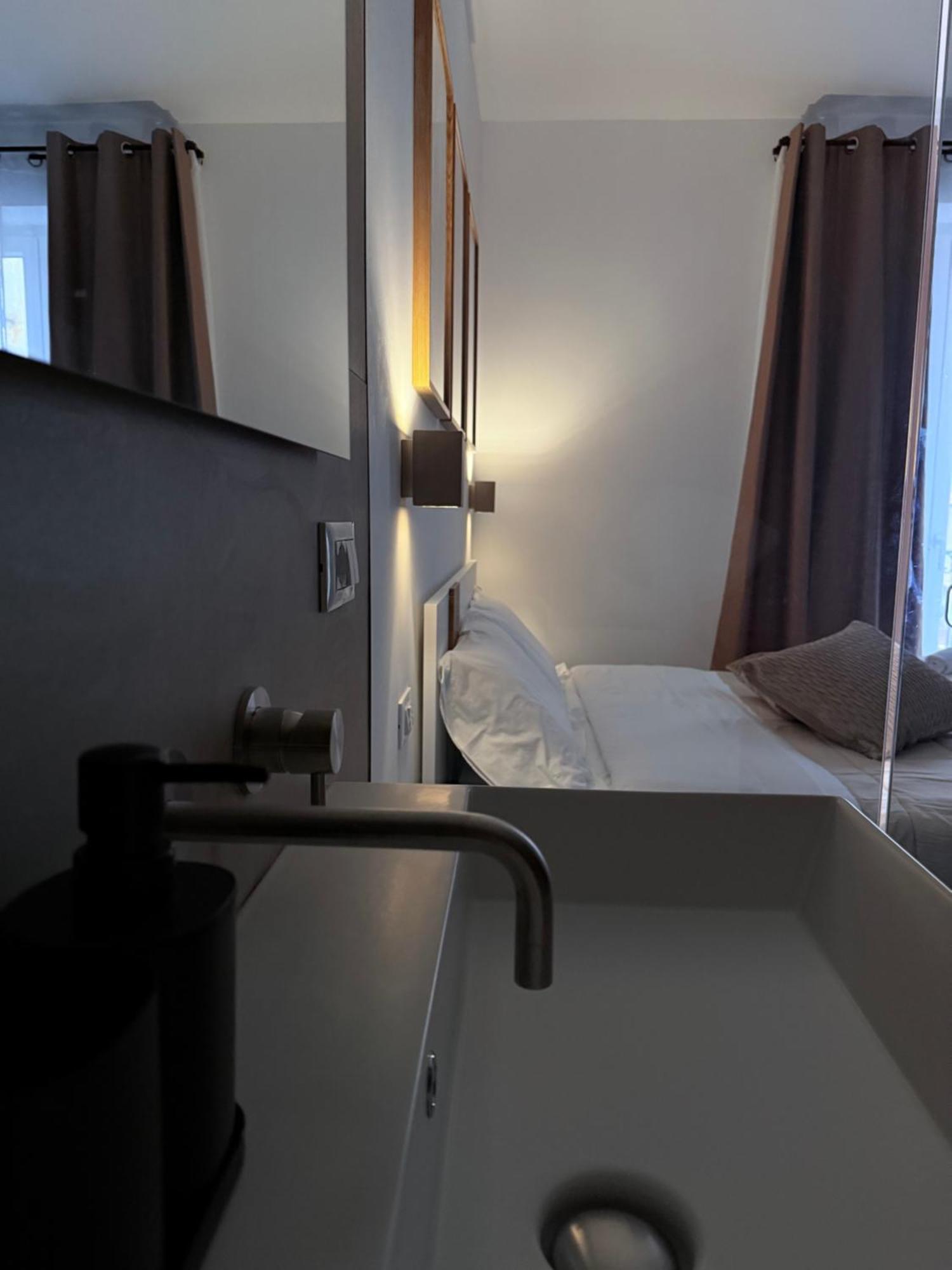 Santa Rosalia Suites Palermo Exterior photo