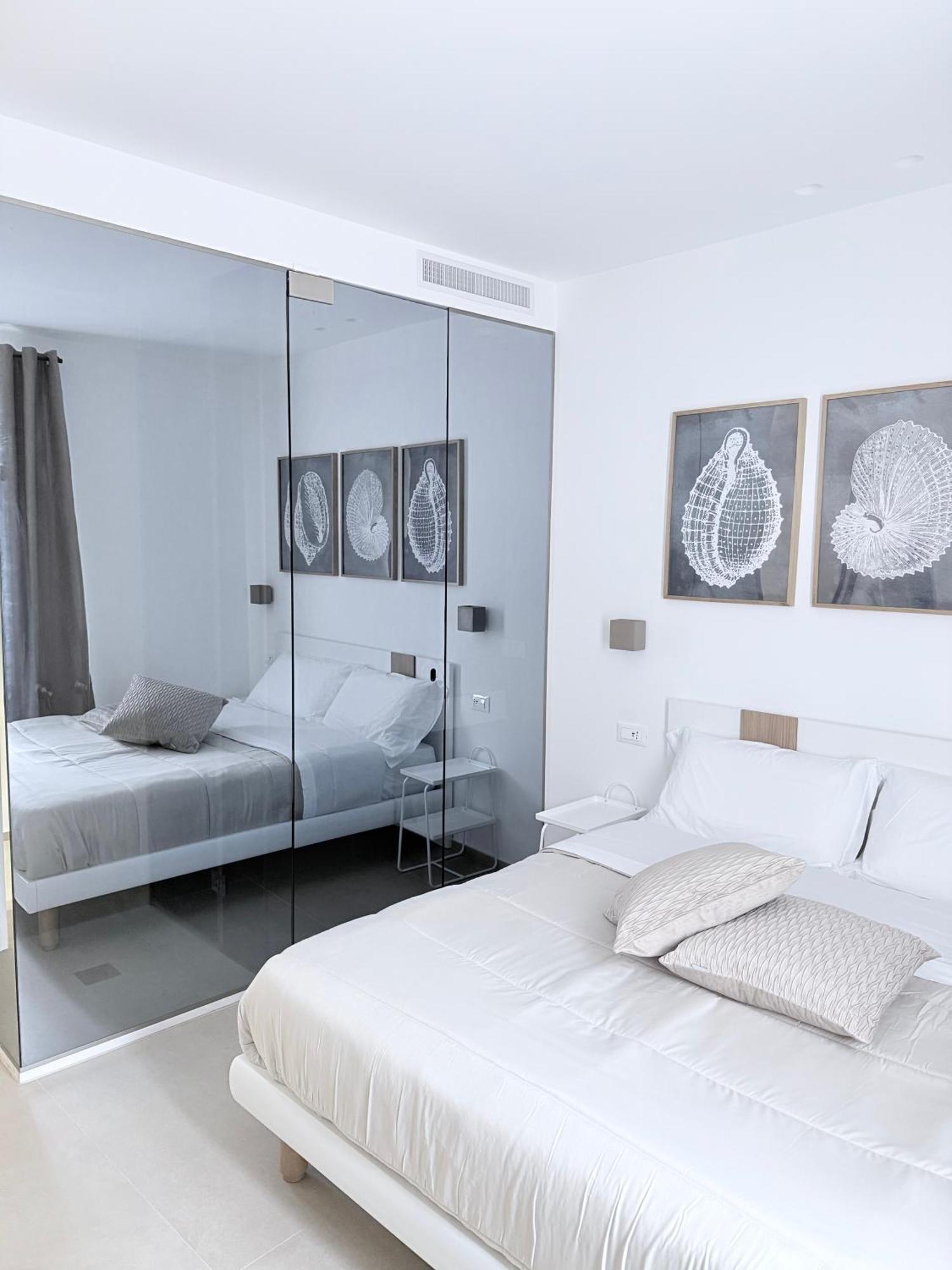 Santa Rosalia Suites Palermo Exterior photo